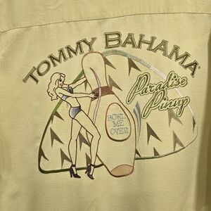 Tommy Bahama Men's Yellow Short Sleeve Shirt Size M Silk Paradise Pinup Bowling